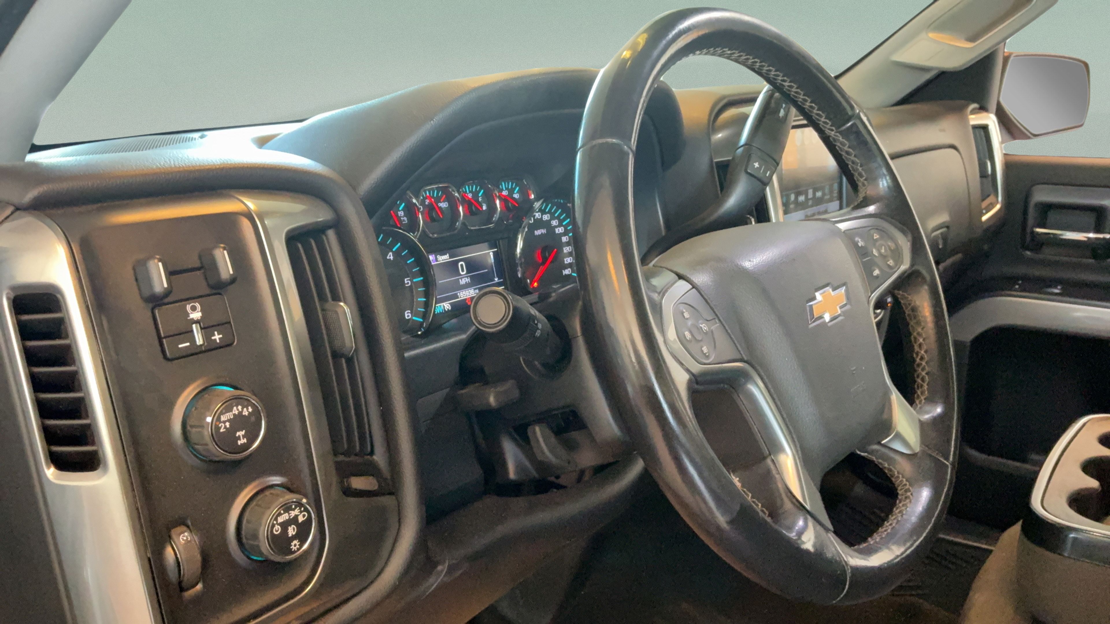 Used 2018 Chevrolet Silverado 1500 LT w/ All Star Edition AWD/4WD image 23