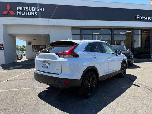 Used 2023 Mitsubishi Eclipse Cross LE AWD/4WD image 8