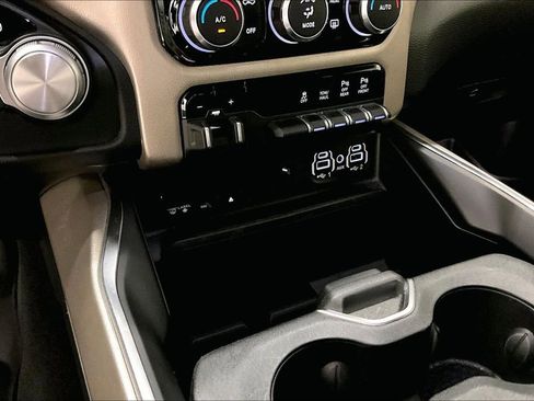 Used 2019 RAM 1500 Laramie RWD image 17