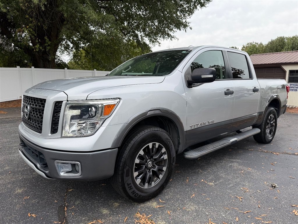 Used 2019 Nissan Titan PRO-4X AWD/4WD image 1