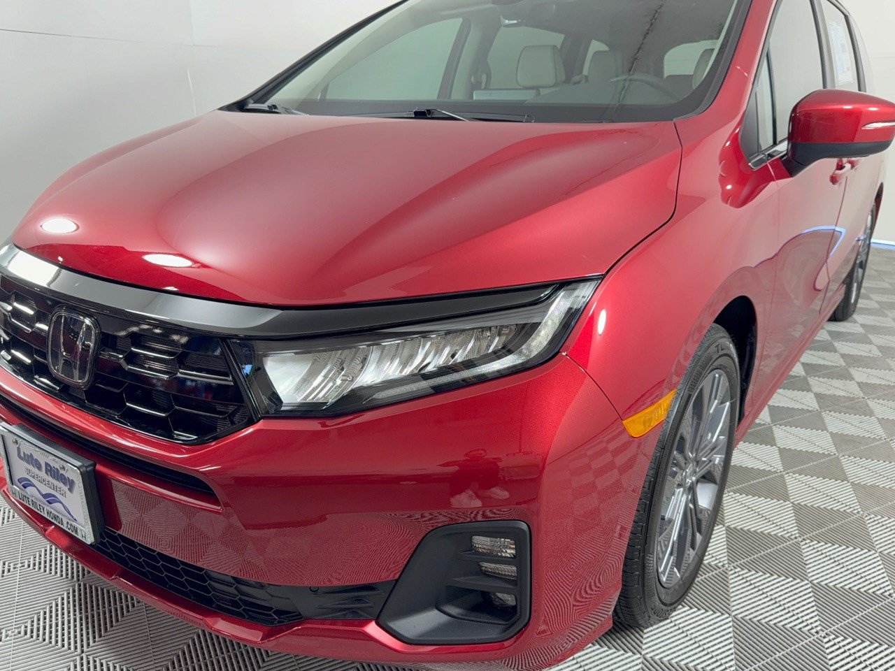 New 2027 Honda Odyssey Touring image 12