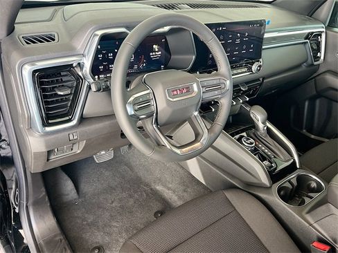 New 2026 GMC Canyon Elevation w/ Convenience Package image 6