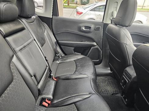 Used 2019 Jeep Compass Altitude image 10