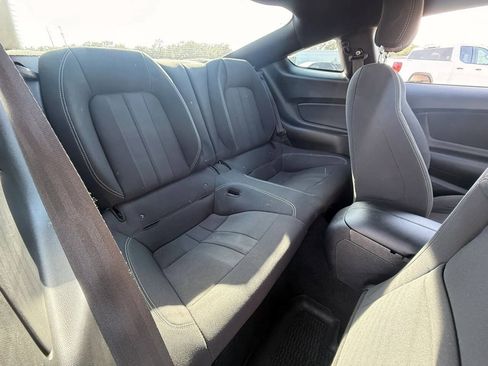 Used 2019 Ford Mustang GT RWD image 14
