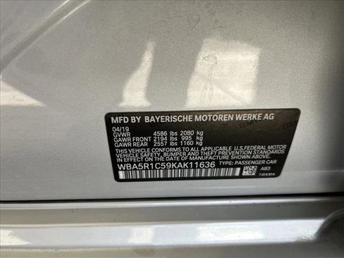 Used 2019 BMW 330i Sedan w/ Convenience Package RWD image 18
