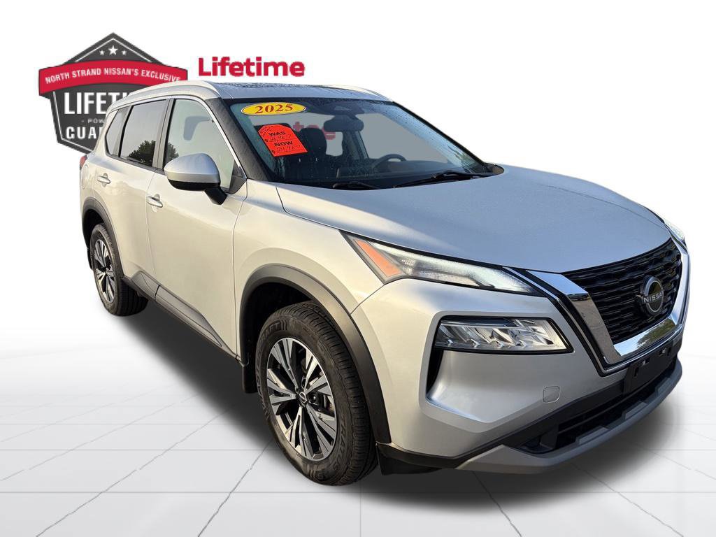 Certified 2023 Nissan Rogue SV w/ SV Premium B Package AWD/4WD image 10