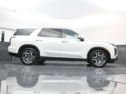 Used 2024 Hyundai Palisade SEL FWD image 24