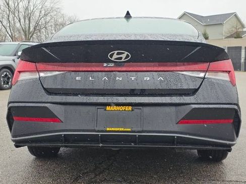 New 2026 Hyundai Elantra SEL Sport Premium FWD image 15