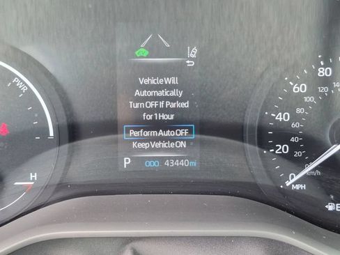 Used 2024 Toyota Sienna XLE FWD image 35
