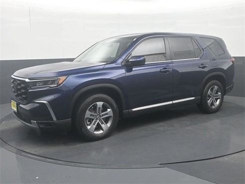 Used 2024 Honda Pilot EX-L image 4