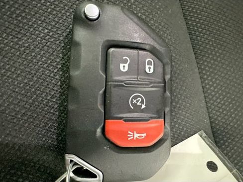 Used 2023 Jeep Wrangler Unlimited w/ Cold Weather Group AWD/4WD image 16