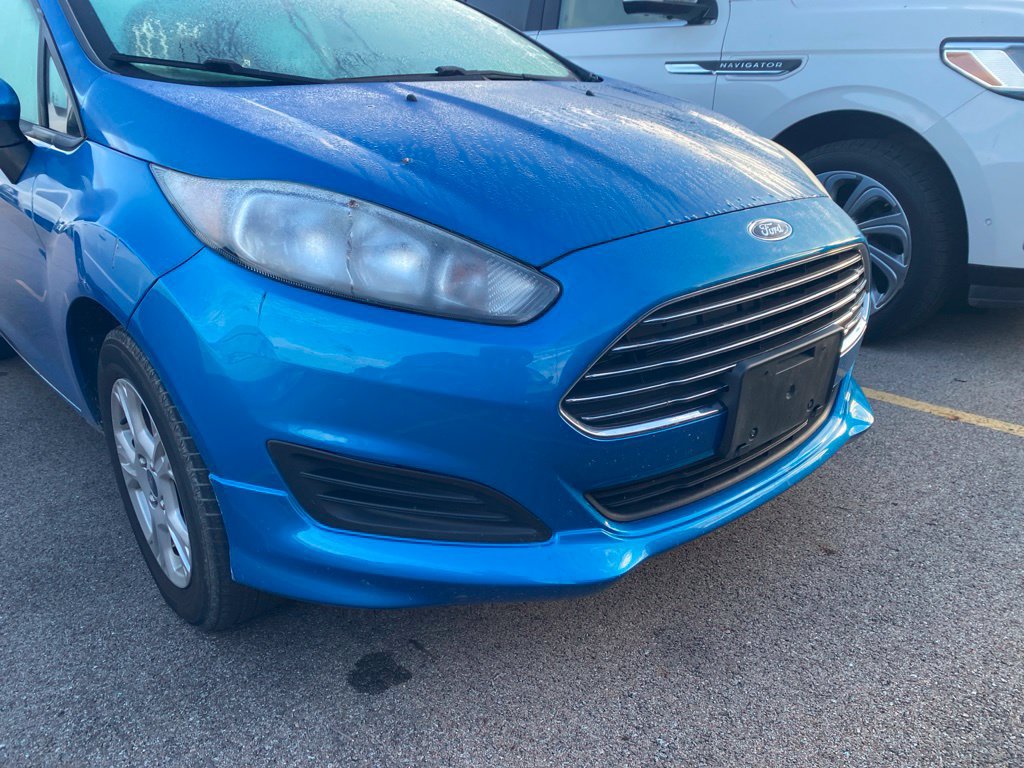 Used 2015 Ford Fiesta SE FWD image 4