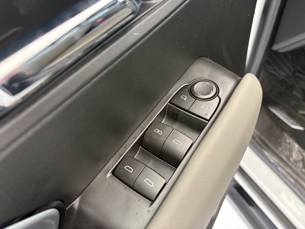 New 2026 Chevrolet Colorado ZR2 w/ Technology Package AWD/4WD image 29