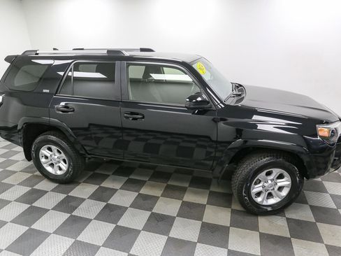 Used 2024 Toyota 4Runner SR5 image 5