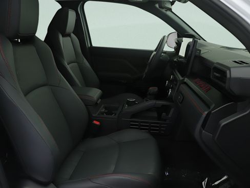 Used 2025 Toyota 4Runner TRD Pro AWD/4WD image 28