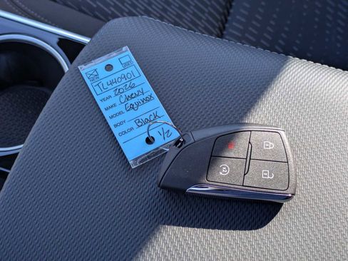 New 2026 Chevrolet Equinox LT image 31