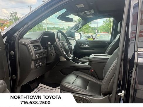 Used 2022 Chevrolet Tahoe LT w/ Luxury Package AWD/4WD image 11