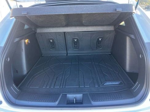 Certified 2024 Chevrolet Trax RS w/ Sunroof Package image 19