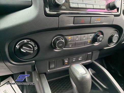 Used 2022 Nissan Frontier S w/ Technology Package image 35