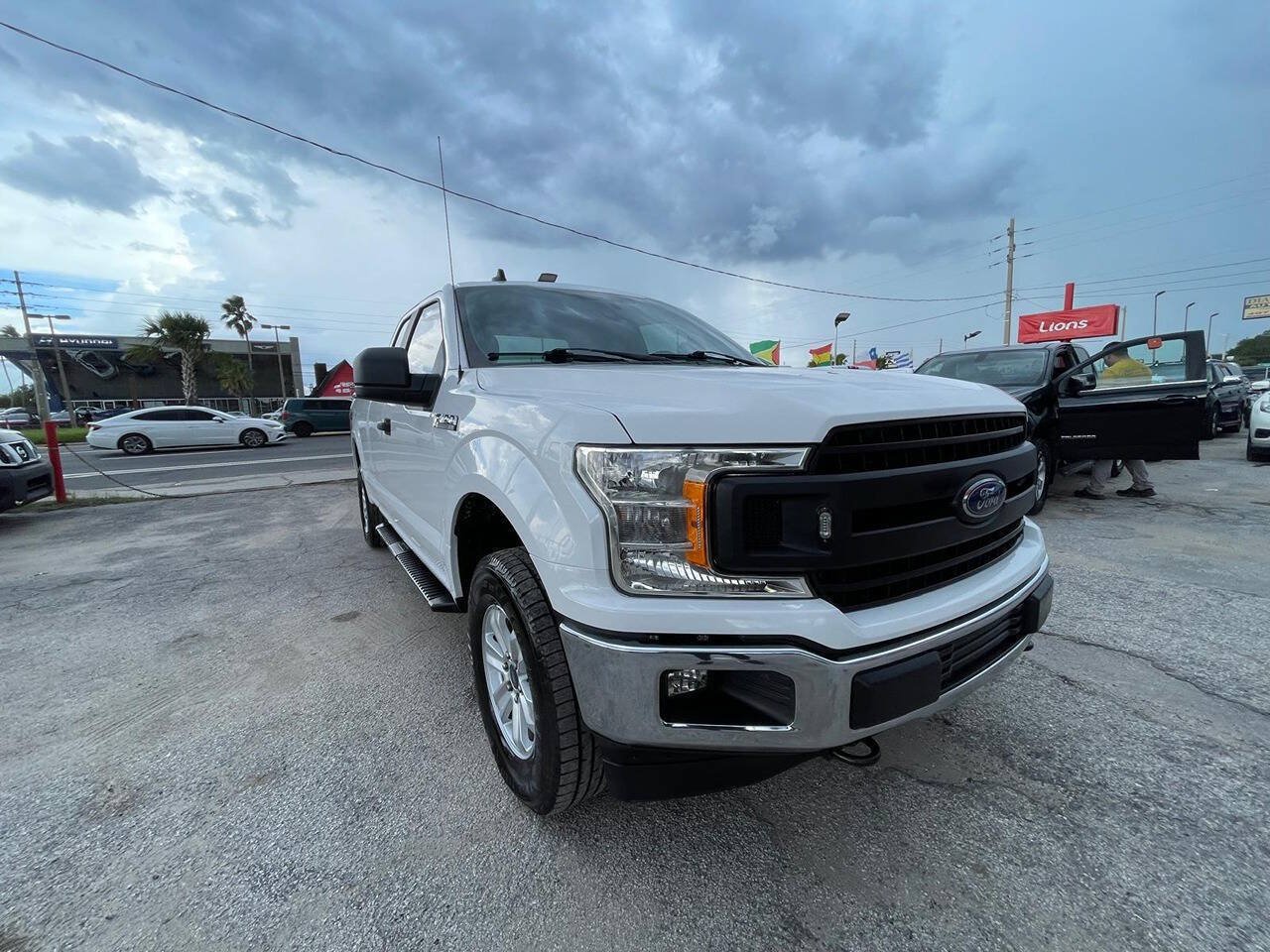 Used 2020 Ford F150 XL w/ XL Power Equipment Group AWD/4WD image 3