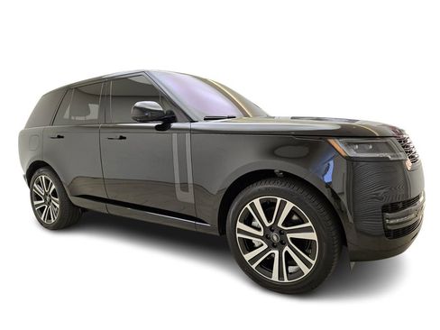 Used 2023 Land Rover Range Rover SE image 3