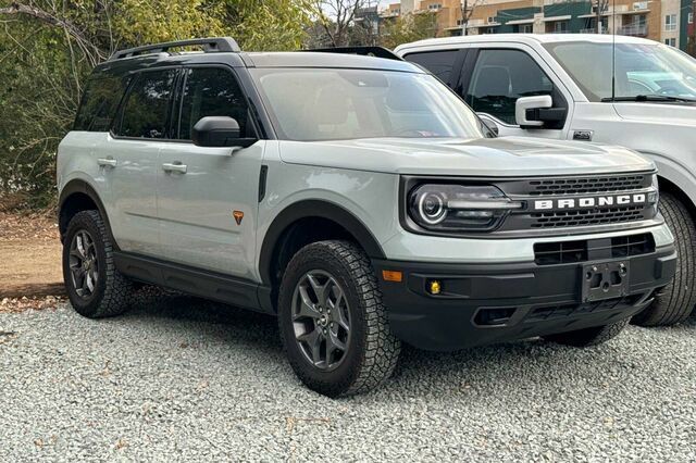 Used 2021 Ford Bronco Sport Badlands w/ Badlands Package AWD/4WD image 2