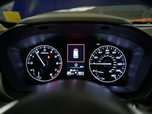 Used 2025 Subaru Impreza 2.0i Sport image 38