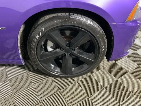 Used 2014 Dodge Charger R/T w/ Wheels & Tunes Group RWD image 36