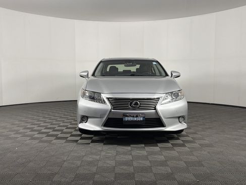 Used 2014 Lexus ES 350 w/ Luxury Package image 2