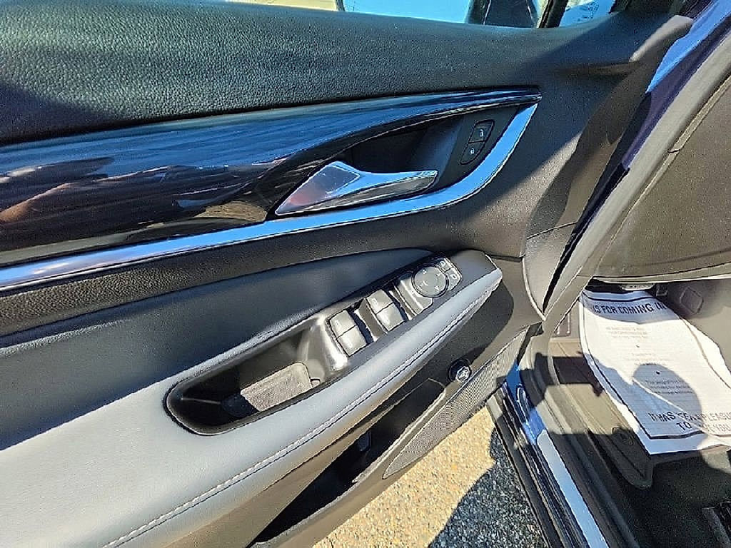 Used 2023 Buick Enclave Essence AWD/4WD image 51