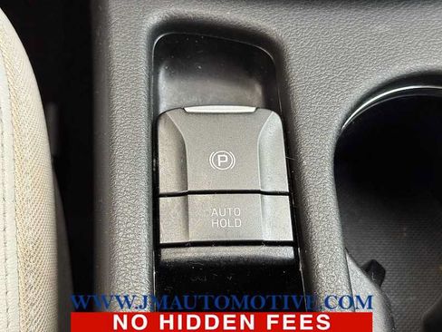 Used 2023 Hyundai Kona Limited AWD/4WD image 36