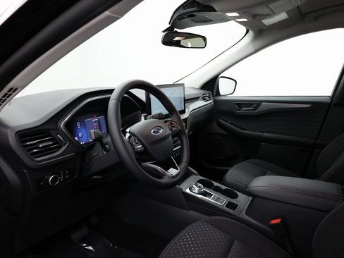 New 2025 Ford Escape Active w/ Tech Pack #1 image 17