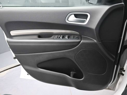 Used 2020 Dodge Durango SXT image 11