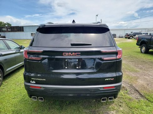 Used 2026 GMC Acadia AT4 w/ Luxury Package AWD/4WD image 5
