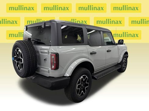 New 2026 Ford Bronco Outer Banks image 3