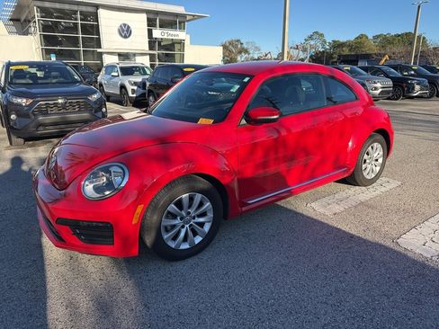 Used 2019 Volkswagen Beetle 2.0T S image 17