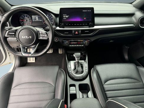 Used 2024 Kia Forte GT-Line w/ GT-Line Premium Package image 16