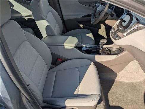Used 2023 Chevrolet Malibu LS image 22