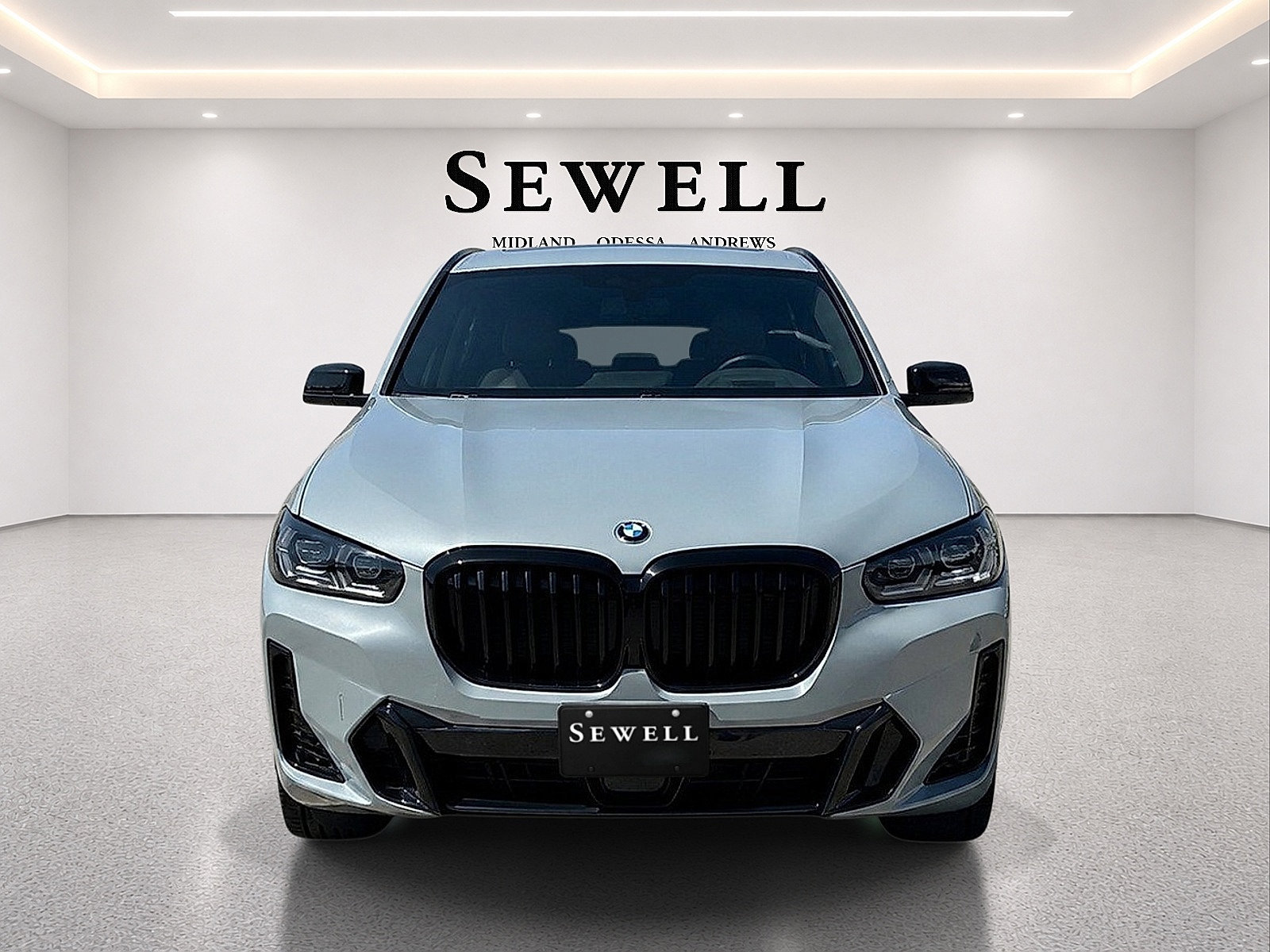 Used 2022 BMW X4 M40i AWD/4WD image 1