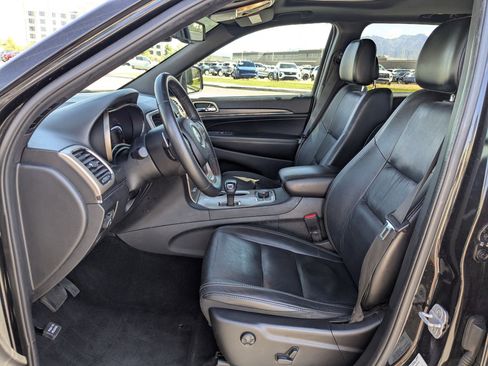 Used 2014 Jeep Grand Cherokee Limited w/ Trailer Tow Group IV AWD/4WD image 25