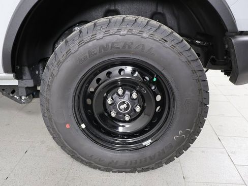 New 2026 Ford Bronco Big Bend image 9