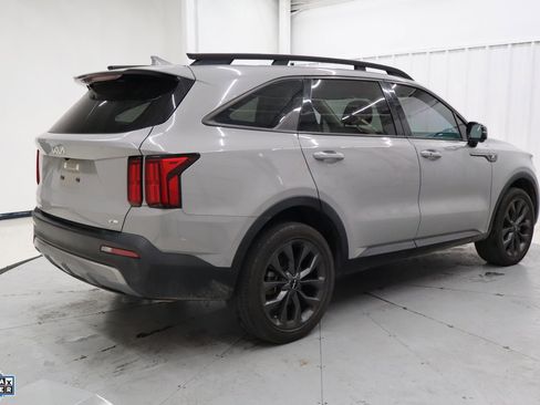 Used 2023 Kia Sorento SX Prestige image 4