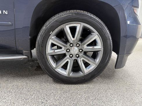 Used 2017 Chevrolet Suburban Premier AWD/4WD image 52