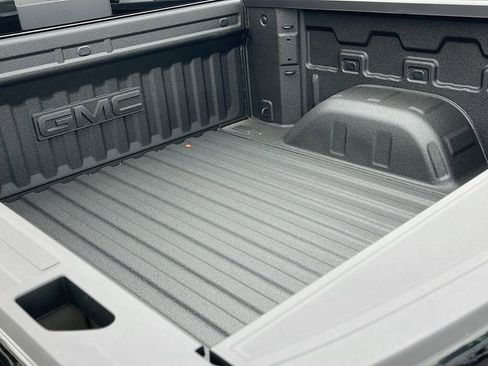 New 2026 GMC Sierra 1500 Elevation image 24