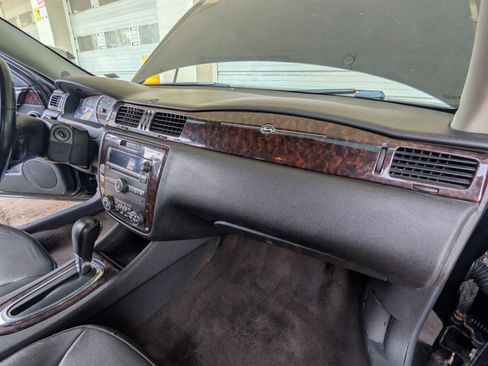 Used 2014 Chevrolet Impala LTZ image 17