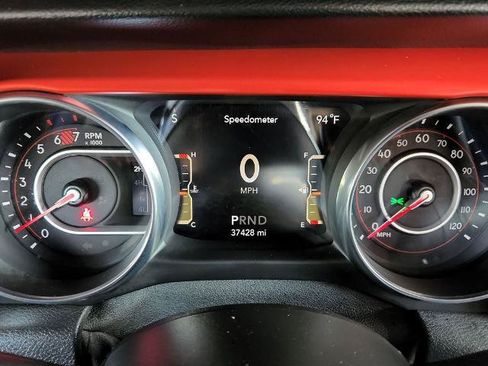 Used 2021 Jeep Wrangler Unlimited Rubicon AWD/4WD image 27