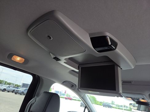 Used 2024 Honda Odyssey Touring image 12