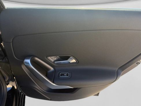 Used 2022 Mercedes-Benz A 220 4MATIC image 28