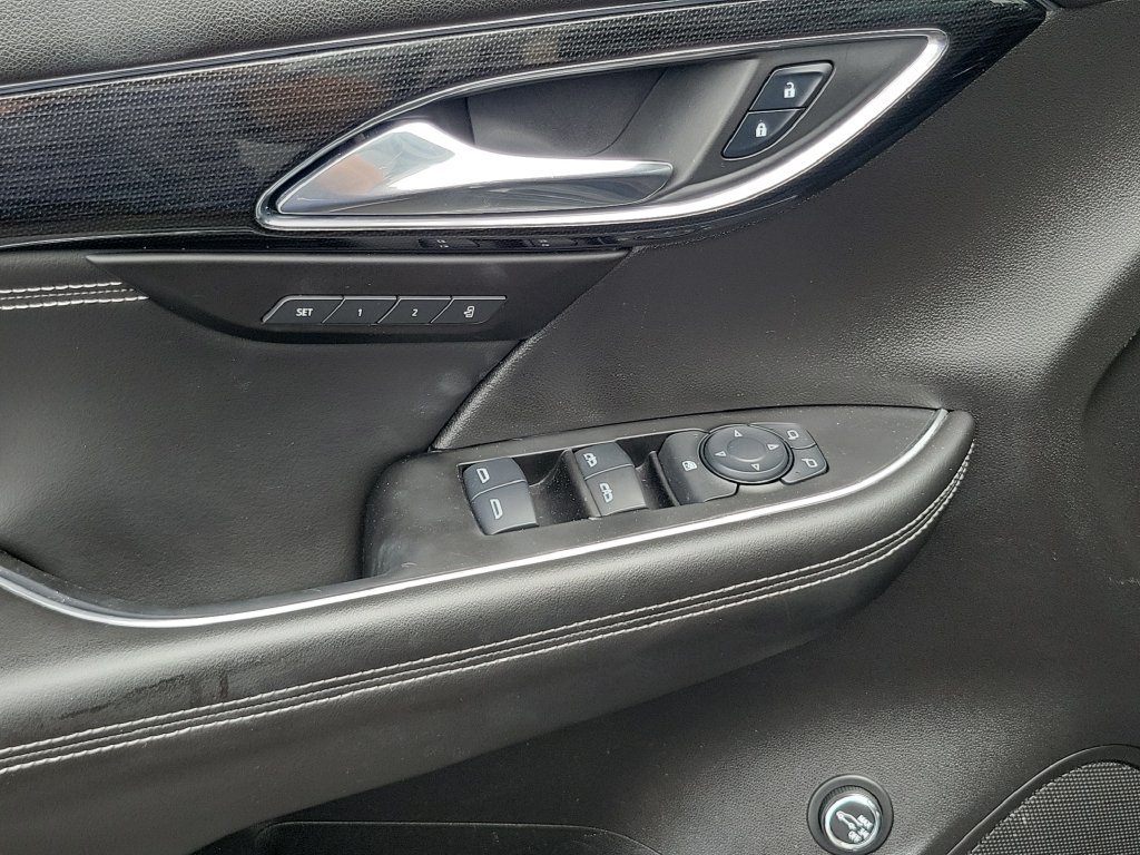 Used 2023 Buick Envision Essence w/ Sport Touring Package FWD image 16