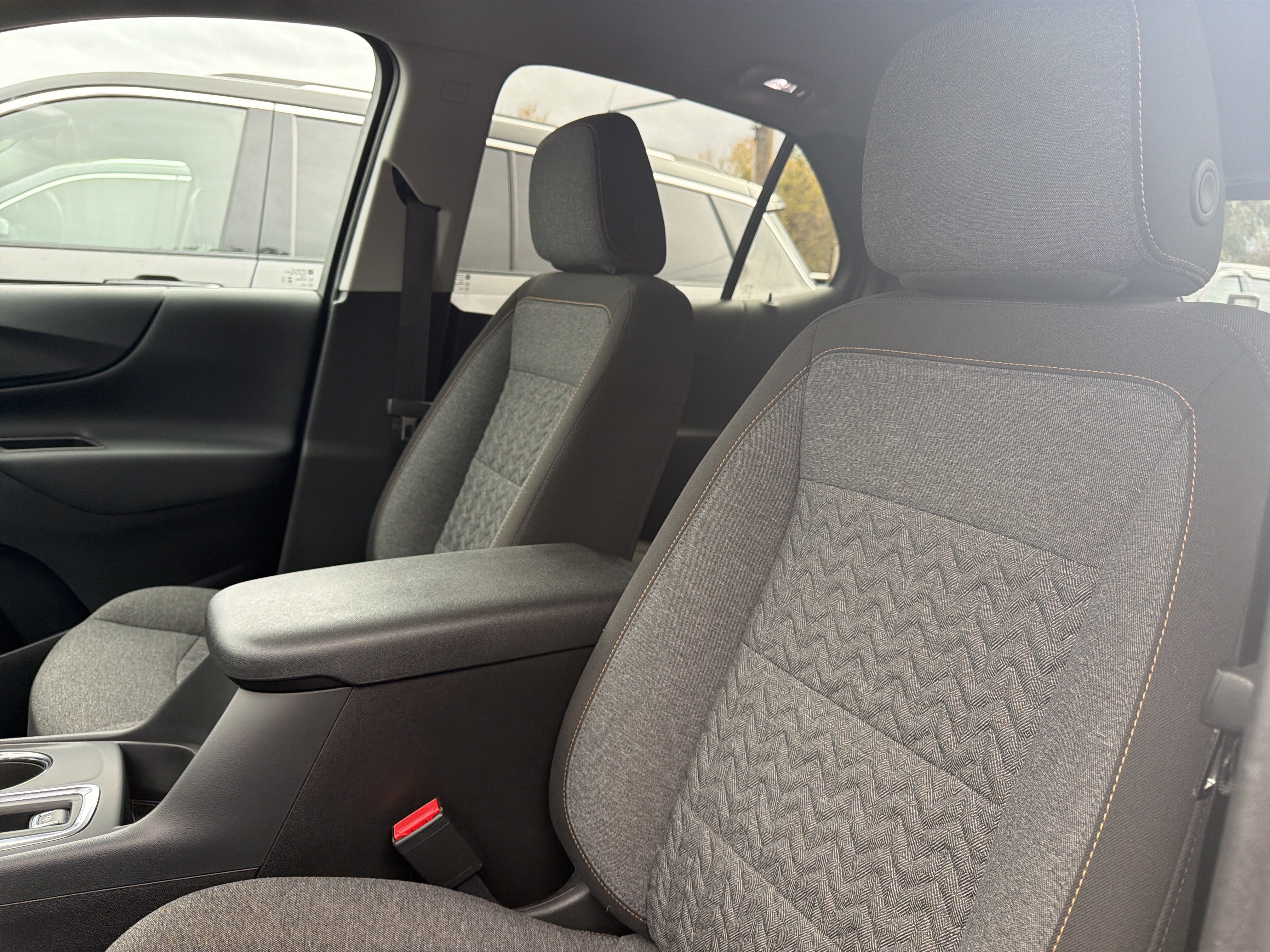 Certified 2024 Chevrolet Equinox LT AWD/4WD image 14
